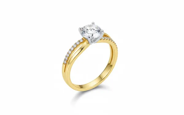 Gold_Solitaire_Ring_For_Women